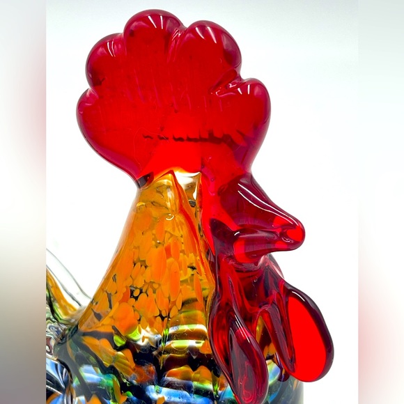Gorgeous Designs: Handblown Multi Colored Art Glass Rooster Paperweight Figurine - Picture 3 of 16
